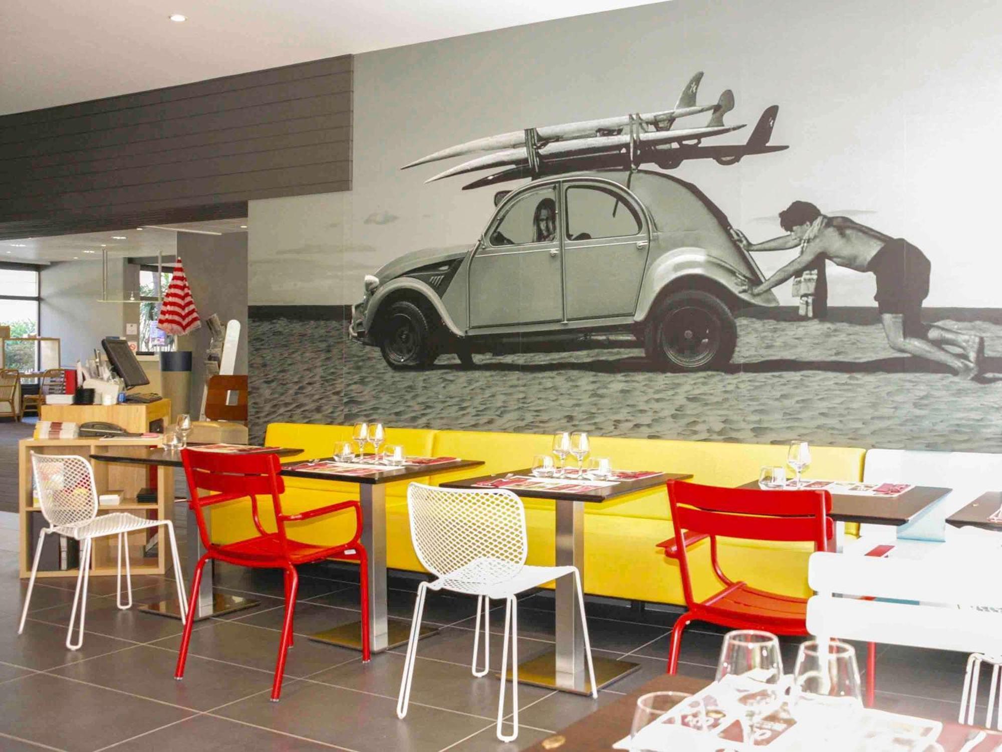 Ibis Styles Toulon La Seyne Sur Mer Exterior photo